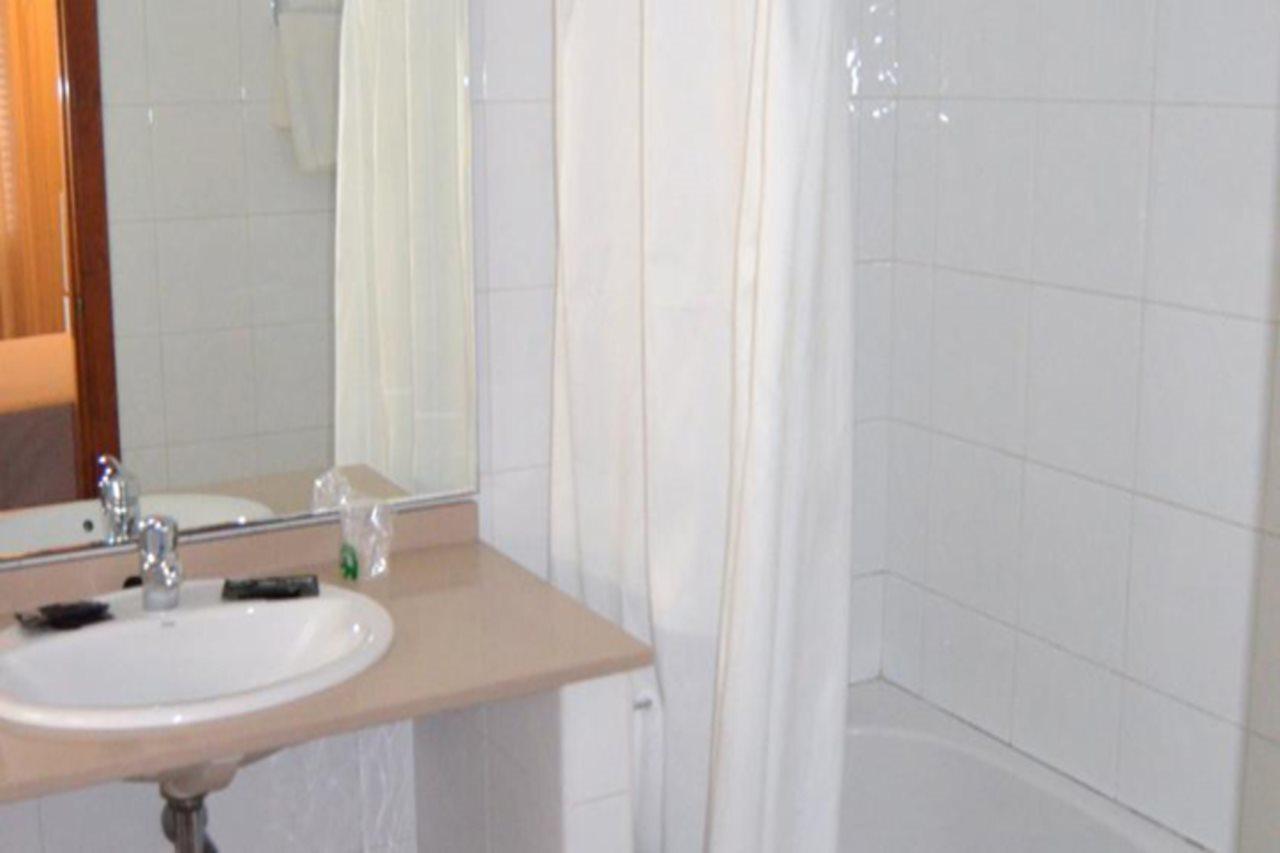 Gatell Hotel Виланова-и-ла-Желтру Екстериор снимка