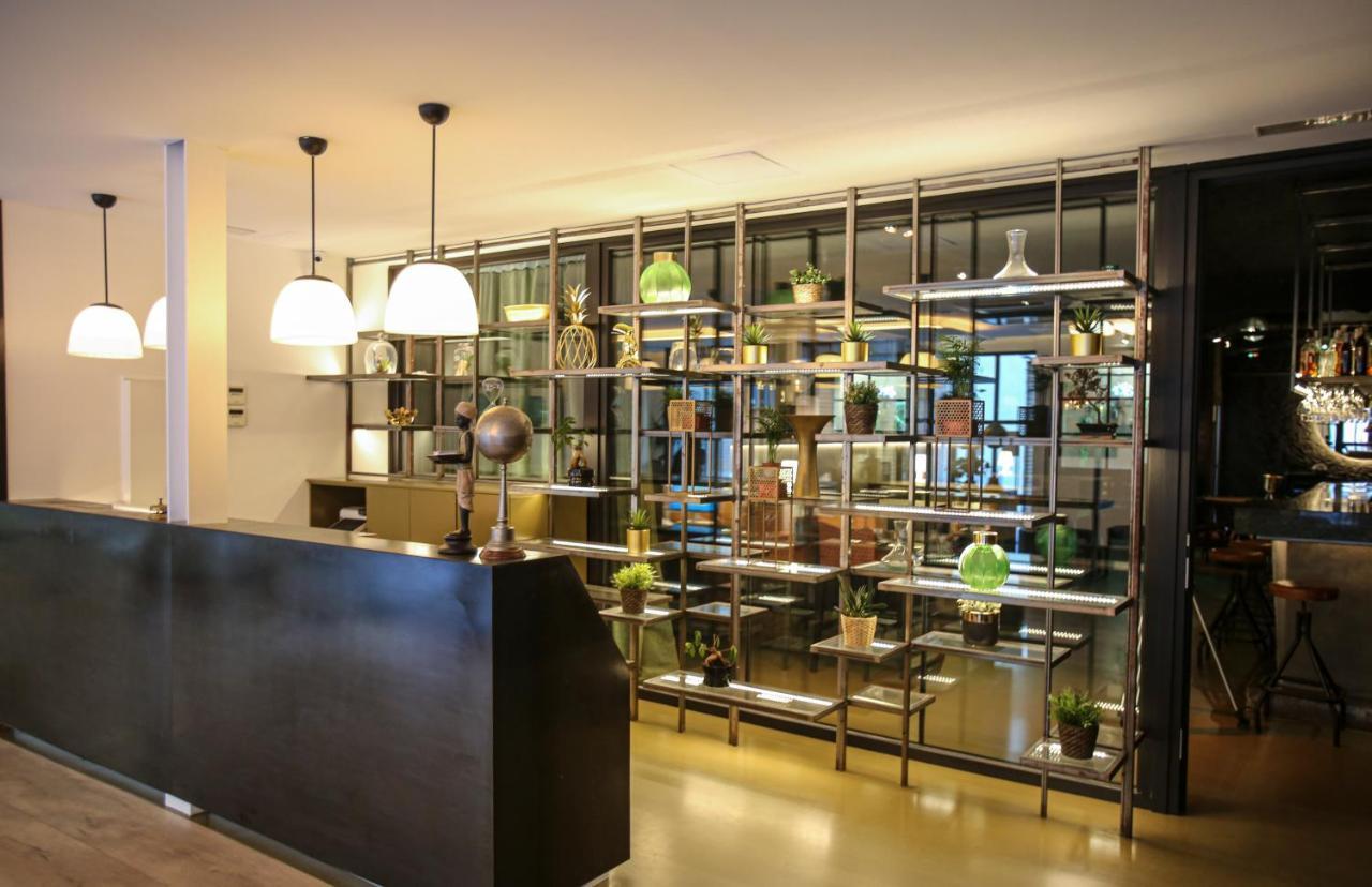 Gatell Hotel Виланова-и-ла-Желтру Екстериор снимка
