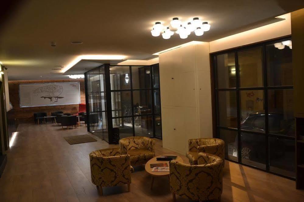 Gatell Hotel Виланова-и-ла-Желтру Екстериор снимка