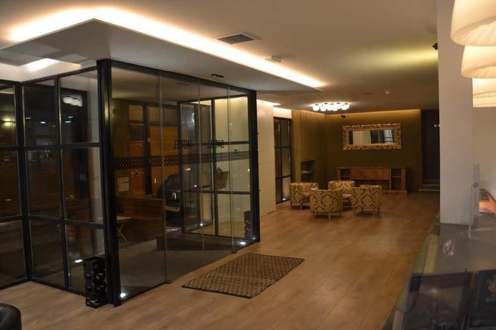Gatell Hotel Виланова-и-ла-Желтру Екстериор снимка